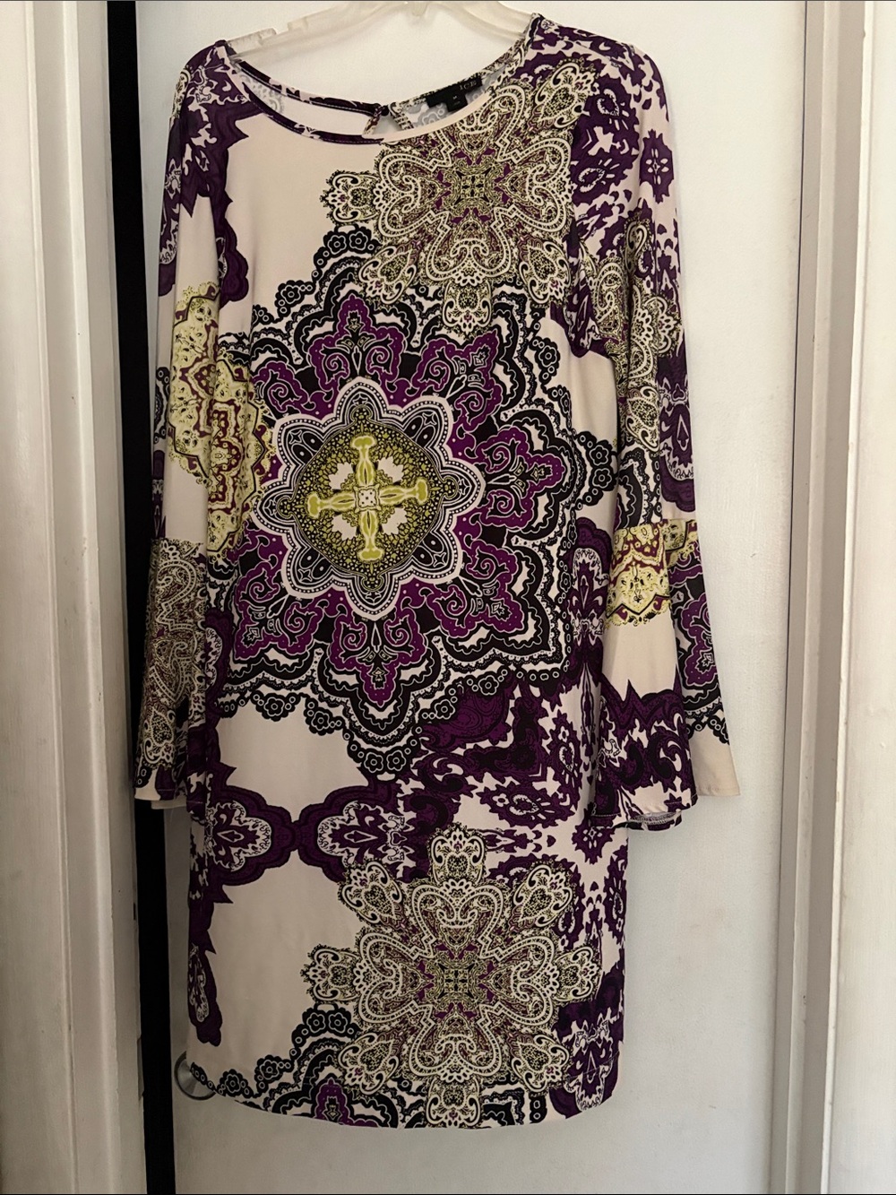 Ice Purple and Cream Medallion Long-Sleeve Shift Dress